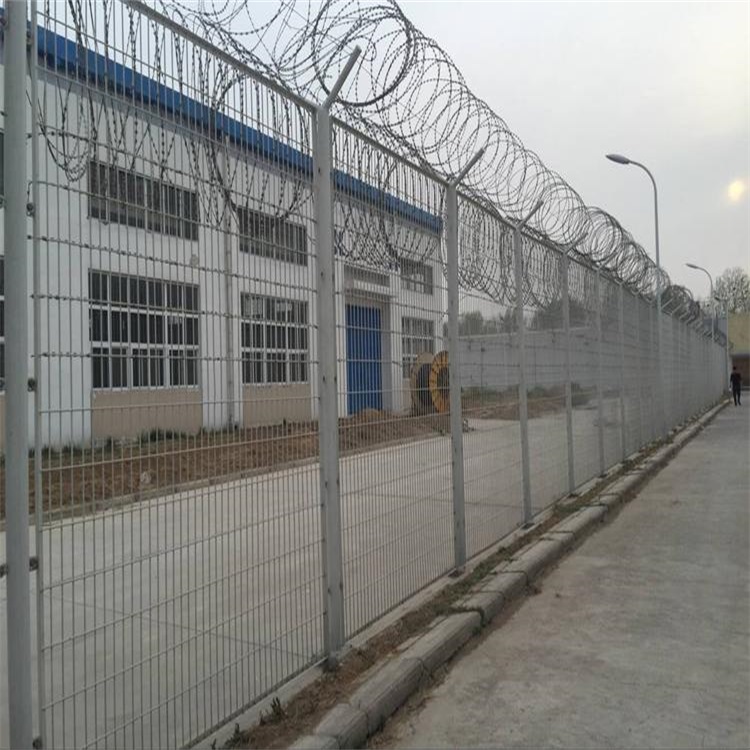 上海監(jiān)獄圍墻外側(cè)鋼網(wǎng)墻圖片4