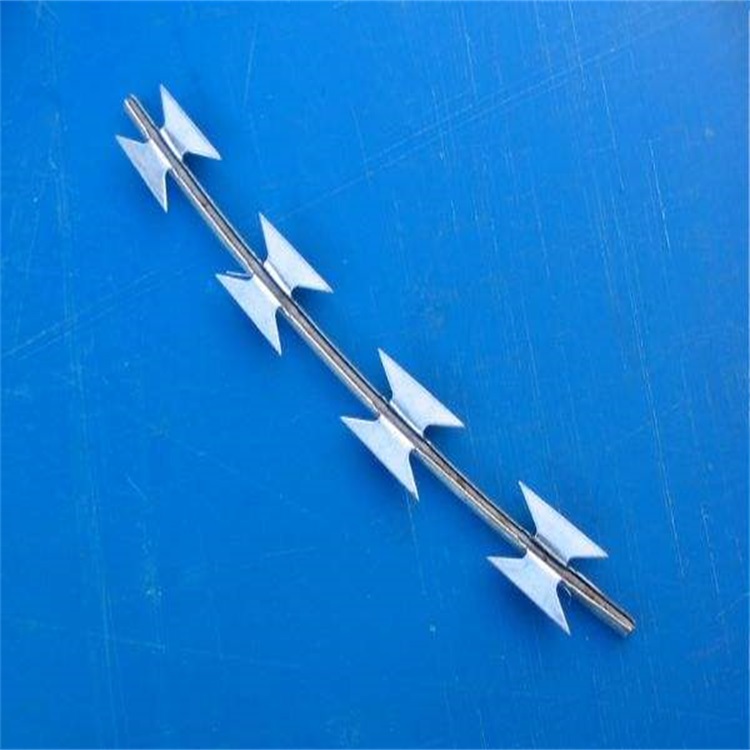 上海帶刺圍墻網(wǎng)圖片3