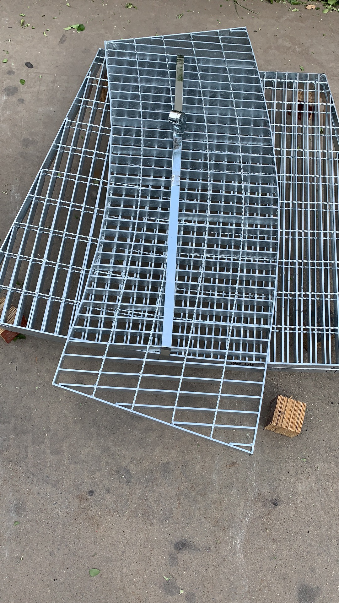 上海異性鋼格板圖片4