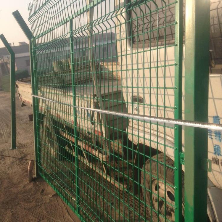 金屬網片隔離柵圖片4