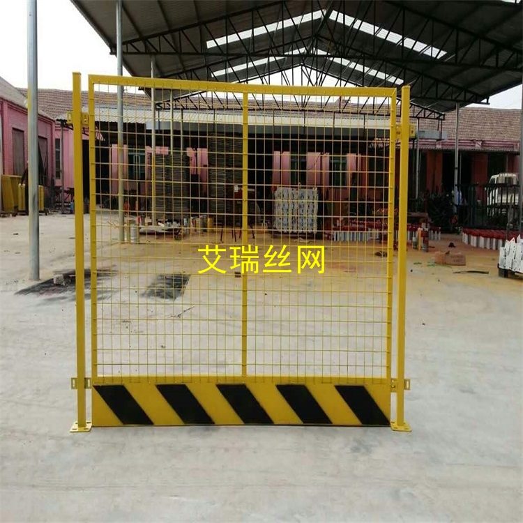 電梯防護門圖片3