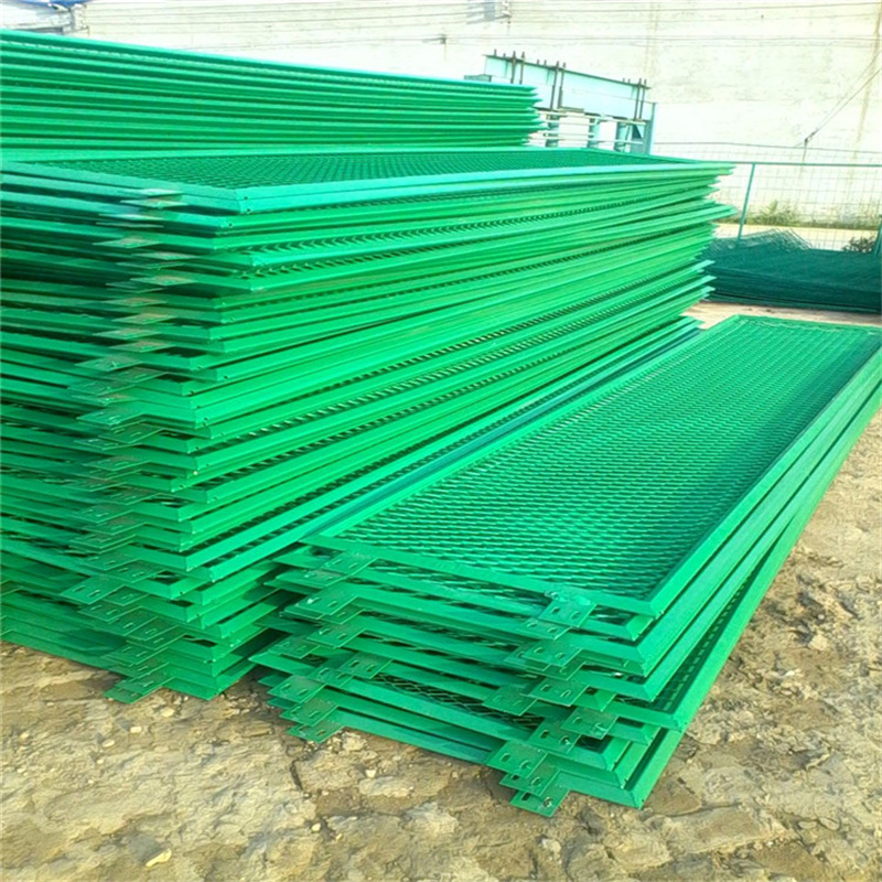 上海斜方孔高速公路護欄網圖片3