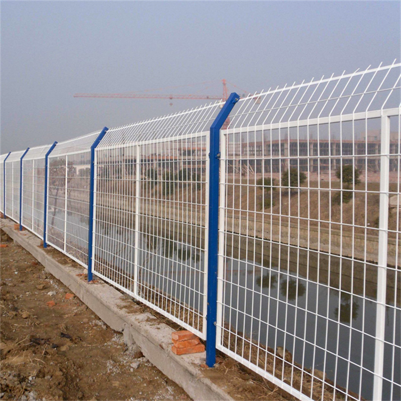 上海水源地兩側(cè)防護網(wǎng)圖片2