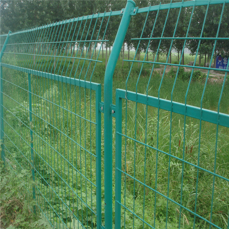 鐵網(wǎng)圍欄圖片4