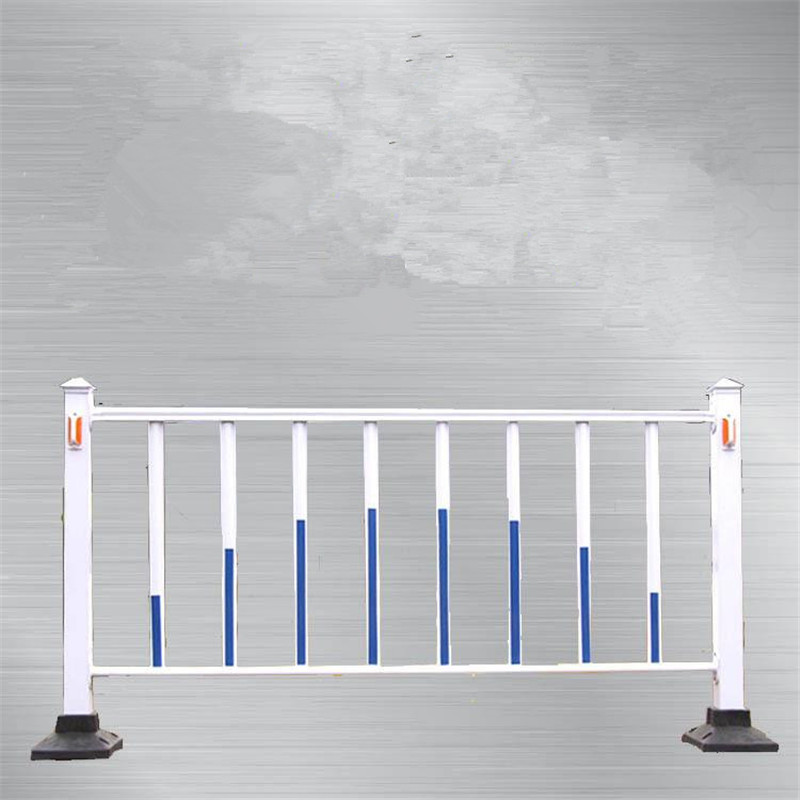 上海移動(dòng)鐵馬護(hù)欄圖片4