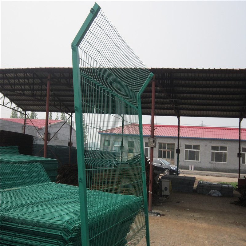鐵絲網隔離柵圖片4