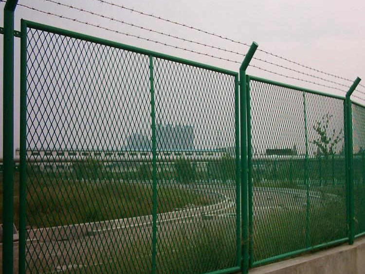 上海綜合保稅區倉庫圍網施工組織設計圖片2