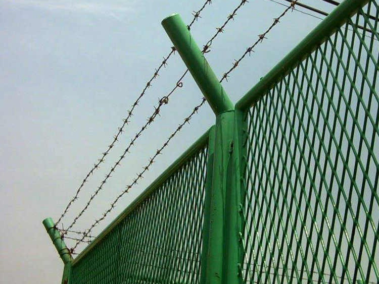 上海綜合保稅區倉庫圍網施工組織設計圖片3