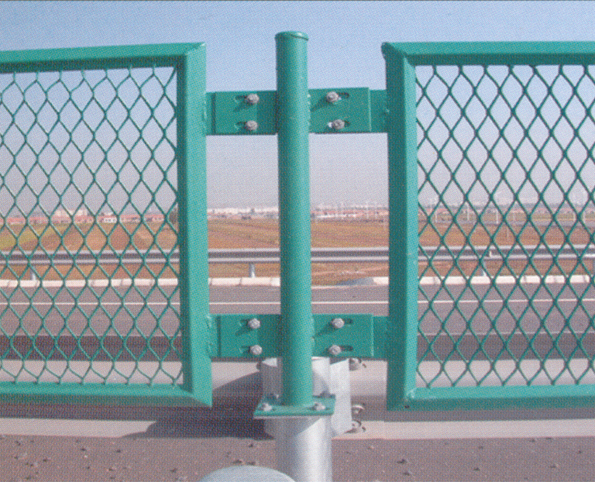 高速防眩網隔離柵圖片4