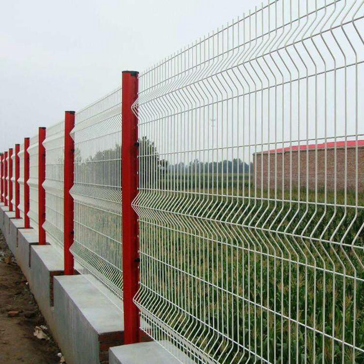 景區桃型柱護欄網圖片4