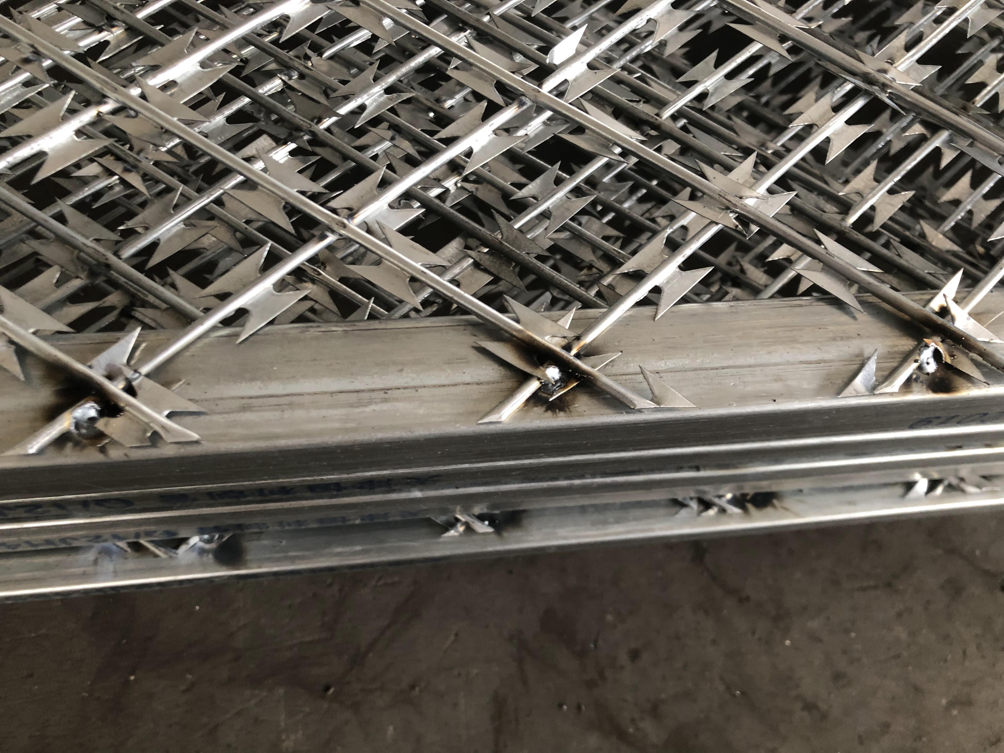 監(jiān)獄焊接刀刺防護(hù)網(wǎng)圖片2