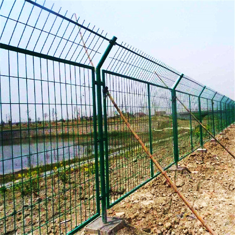 金屬框架護欄圖片3