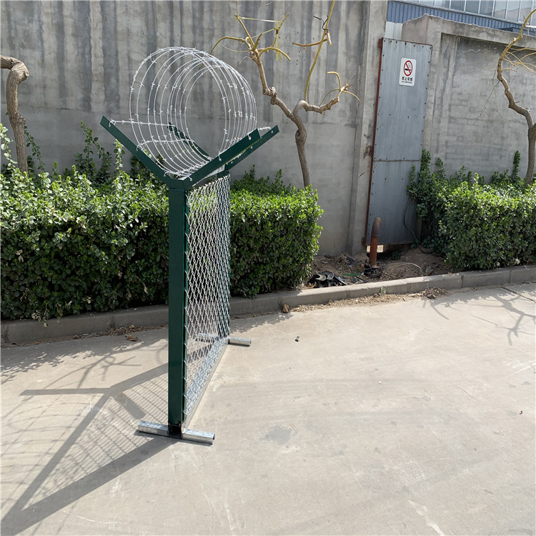 鋁包鋼機(jī)場鋼筋網(wǎng)圍界