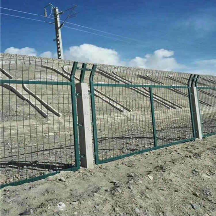 鐵路線路防護(hù)圍欄圖片4