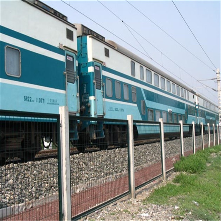 鐵路沿線(xiàn)防護(hù)柵欄