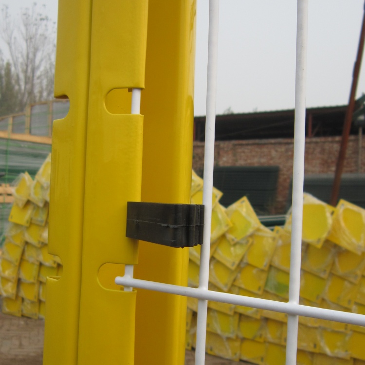 上海戰(zhàn)斧式護欄圖片1