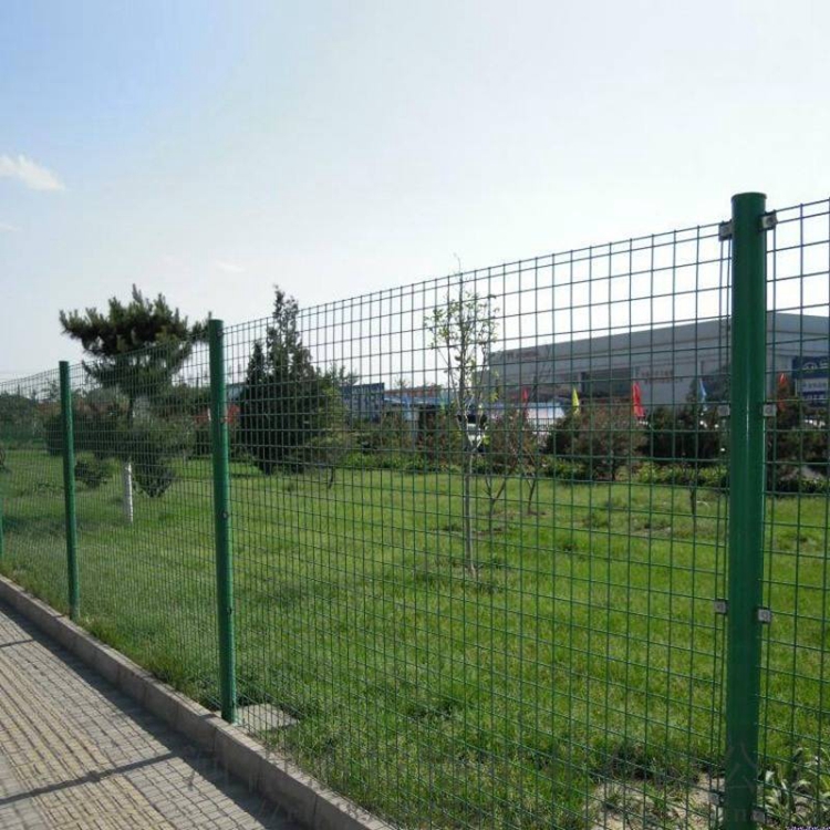 上海雙邊絲護欄網圖片2